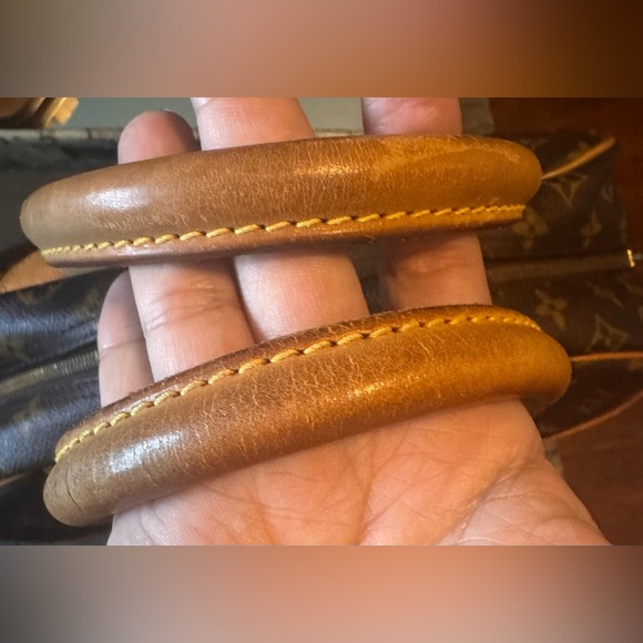 Louis Vuitton Deauville - Picture 8 of 13